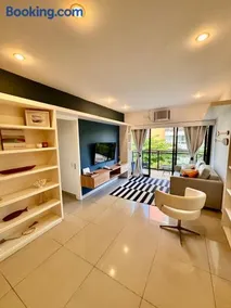 Top Leblon 2 Suítes em Apart-Hotel de Luxo Praia, Academia, Sauna e Vaga de Garagem - Image 1