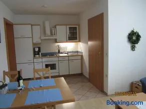Bellissimo appartamento adatto alle famiglie con barbecue, giardino e terrazza - Image 4