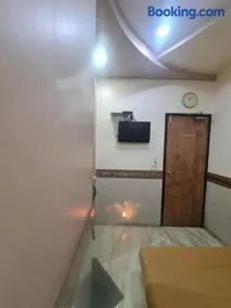 Hotel sharda - Image 1