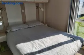 8 berth Caravan at Parkdean Camber Sands - Image 3