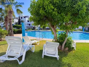 Luxury & Serenity - Lacassia Pool View - Image 2