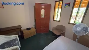 Linda Chácara com Piscina e WiFi para até 20 hóspedes - Image 3