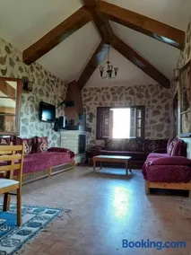 Joli Chalet dans une ferme Pour familles exclusivement près ifrane - Image 3
