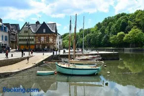 petit chalet port de saint goustan - Image 2