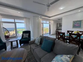 AQUA GARDENS APARTMENT SEA View - Image 4