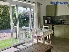 Wadebridge Whitecross studio 1 - Image 2