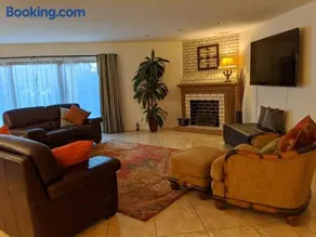 Spacious House in Fort Lauderdale - Minutes from Beach - Image 2