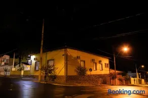 Casarao Hostel - Analandia SP - Image 1