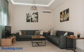 Niaros' House - Image 2