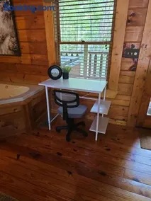 Studio Log Cabin - hot tub, fireplace, views, private! - Image 5