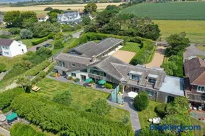 Vegan Seafront Retreat & Yoga Studio in West Wittering - Image 3