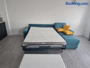 6-person apartment in sea view villa with jacuzzi - Image 4