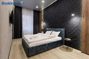 Royal jacuzzi apartment on Kostyushka 16 - Image 4