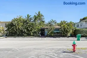 Beach Apart by Dream Vacation unit 3 - Image 2