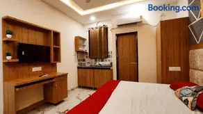 HOTEL WONDER STAYS - For Couples, Students, Faculties, Corporates - Image 4