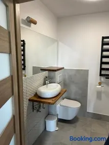 STARA KAMIENICA - Image 2