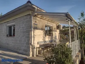 Stone house next to Cluj-Napoca - Image 1