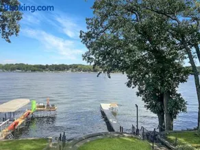 East Haven on East Lake Okoboji - Image 1