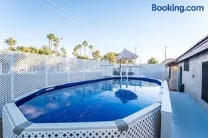Private Oasis with Pool - Image 1