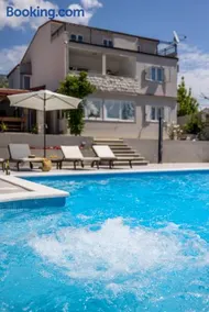 Villa Relax, private pool,barbecue! - Image 3