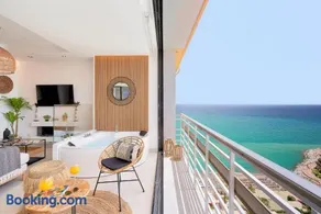 PURA VIDA Luxury apartment with jacuzzi - Image 1