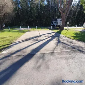Pleasurelea Tourist Resort & Caravan Park - Image 5