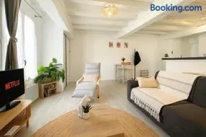 Grace Even's Loft - Charme Médiéval & Confort Moderne - Wi-Fi Fibre, Netflix & Cuisine Équipée - Séjour Idéal en Duo ou Solo - Image 1
