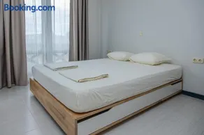 Lovely 3BD flat with PARKING and SEA VIEW by Flаt Manаger - Image 3