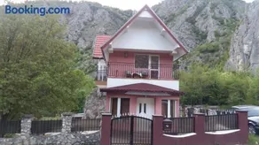 La Stanci - Image 2