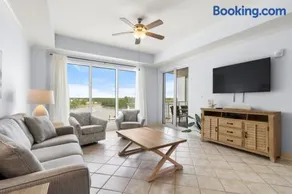 Wharf 412 by Youngs Suncoast - Image 3