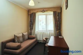 Hotel Patriarshyi - Image 3