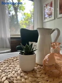 Einfaches Ferienhaus mit Garten und ursprünglichem Retro-Charakter in Schöneiche bei Berlin - Image 2