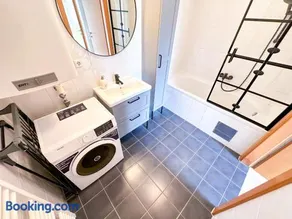 Idyllische Wohnung mit Garten! - Image 1