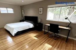 Modern, Renovated 5b/3ba near Apple, Kaiser - Image 5