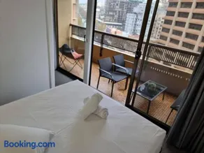 Accommodation Sydney City Centre - 1 Bedroom Apartment with Balcony - Image 4