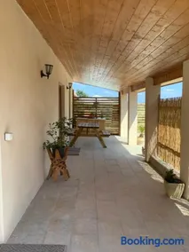 Le Petit Jardin - Image 3