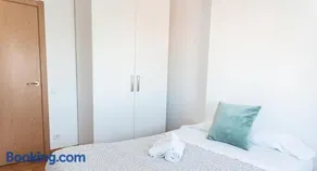 Adaptado y cómodo apartamento en Iturrama - Image 3