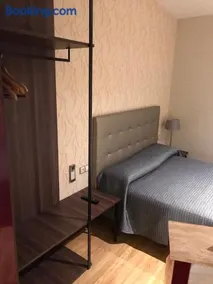 Hostal 4C Cuatro Caminos - Image 3