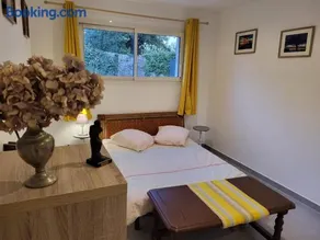 Sous le vieux figuier, chambre double indépendante - Image 2