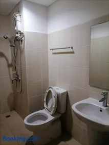 Roxas Blvd Stunning Studio Condo Near US Embassy - Image 2