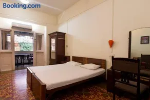 Bed and Breakfast at Colaba - Image 3