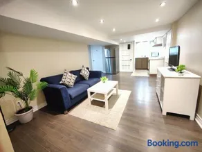 Family-Friendly Spacious 2BR Cozy Basement Suite - Near Attractions - Sleepsn5 - Image 3