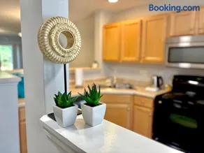 Urban Nova Stay - Perfectly located Greensboro - Image 3