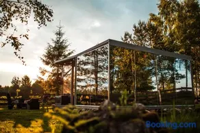 Mirror house - Image 1