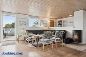 Energy-Efficient Pool House Located Between The Sea And The Fjord - Image 5