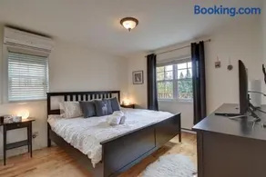 Instant Suites Luxury 3 BR Cabin with Breathtaking Views - Image 3