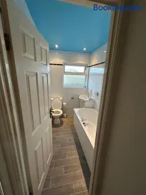 3 Bedroom Family home - Image 2