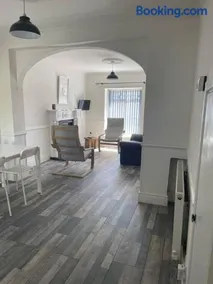 Acushla House - Image 1
