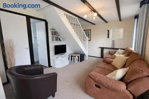 33 Tudor Court - Image 5
