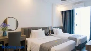 Sen Plaza Hotel - Image 2
